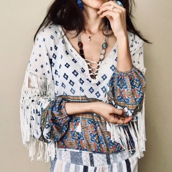 BNWT Free People Macra Maze Me Fringe Boho Top - Picture 4 of 7